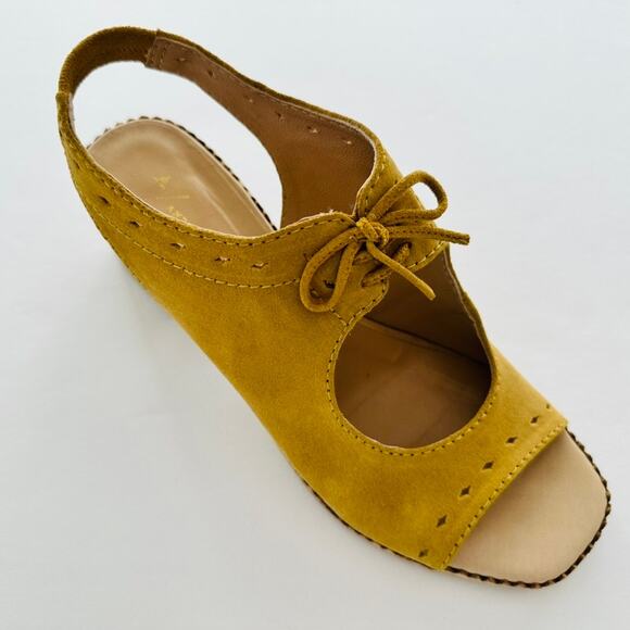 Anthropologie Clara Shootie Yellow Suede Block Heel Leather Sandal Euro 40 US 9 - Picture 2 of 9
